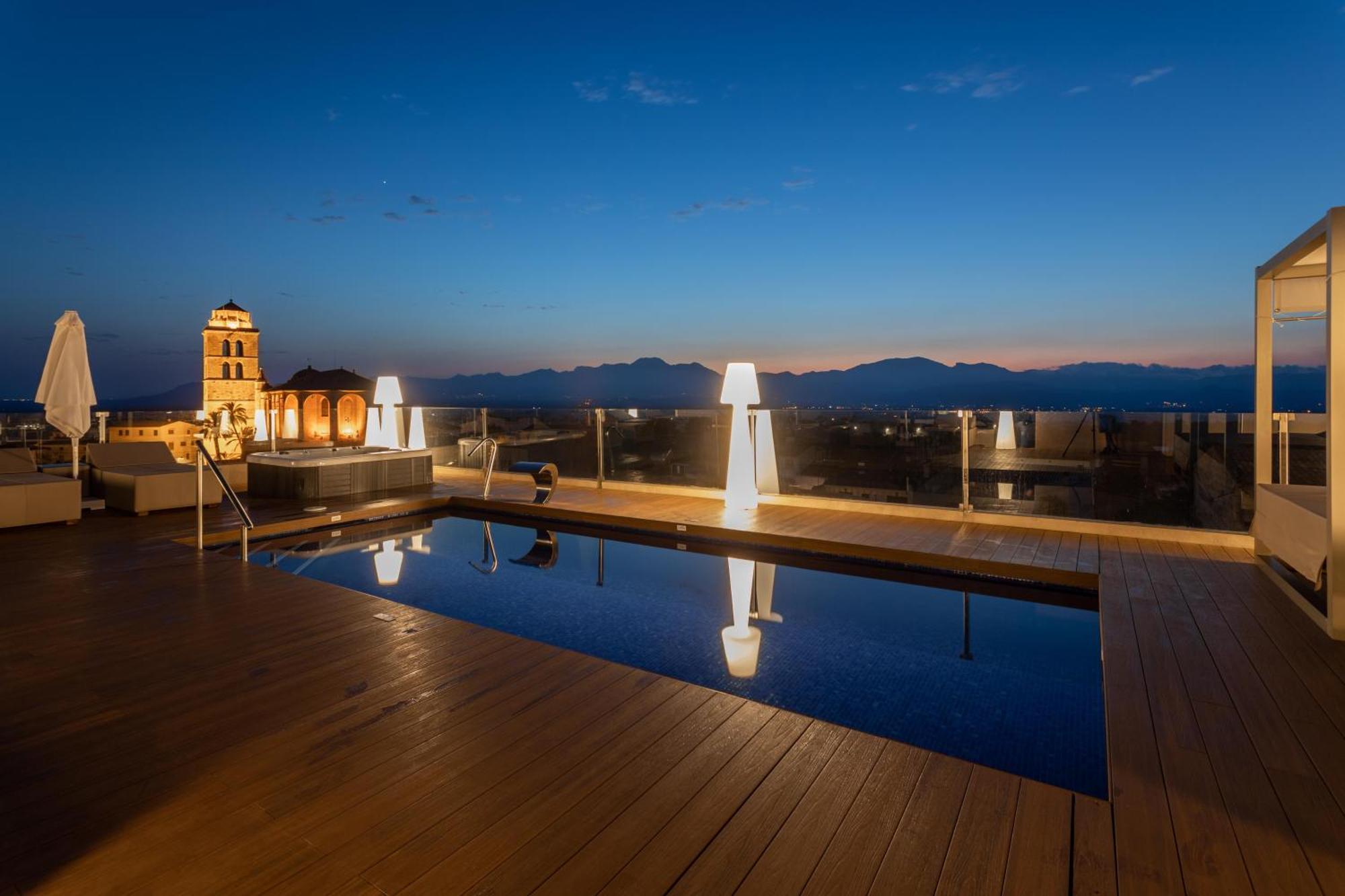 Ribera By Zafiro Hotel 4*
